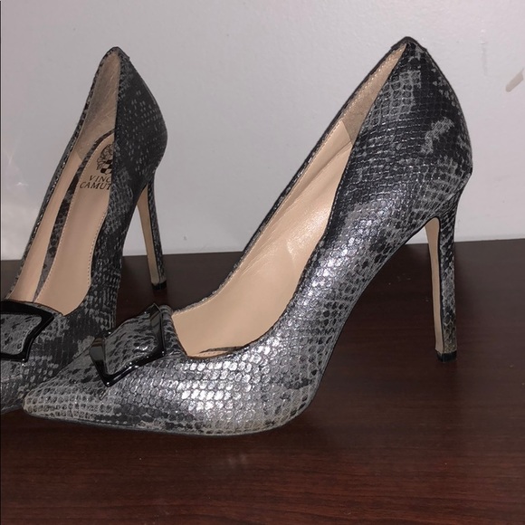 Elegant Vince Camuto High Heels (3 inches) - Picture 6 of 6